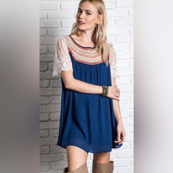 Umgee Blue and Lace Mini Dress L Boho Baby Doll Lose Flowy Embroidered - Picture 10 of 10